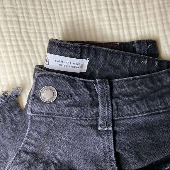 Zara loose fit high rise mom jean - Picture 3 of 3